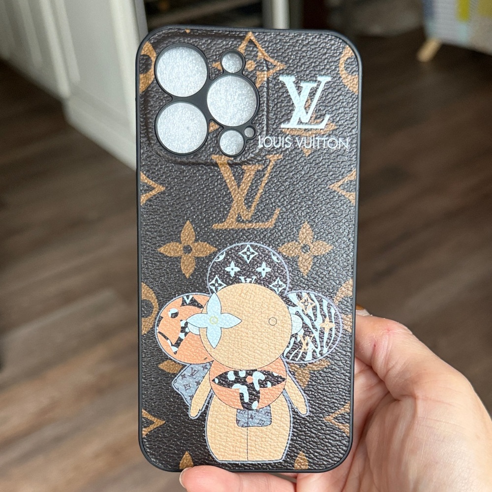 iPhone 16 pro Louis Vuitton Monogram Brown and Black Phone Case